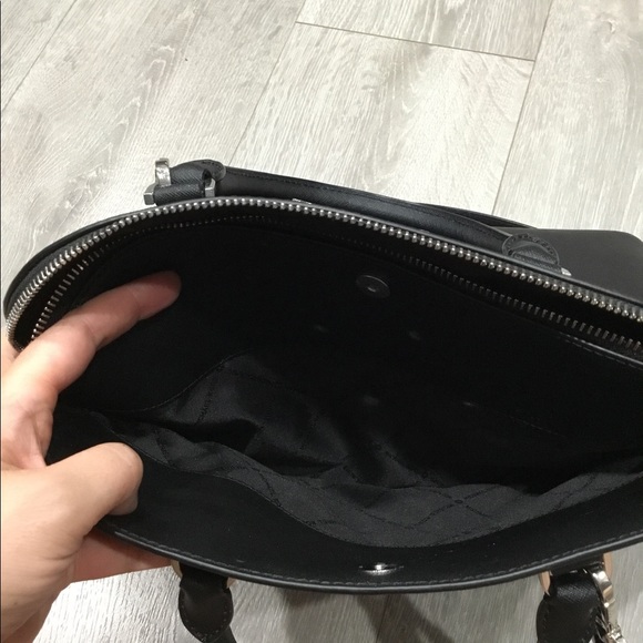 Michael Kors black handbag - Picture 7 of 10